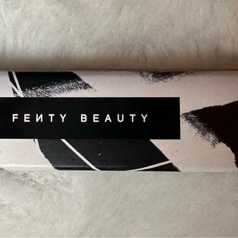 Fenty Beauty ShadowStix LongWear Eyeshadow Stick-Tira Miss You 09